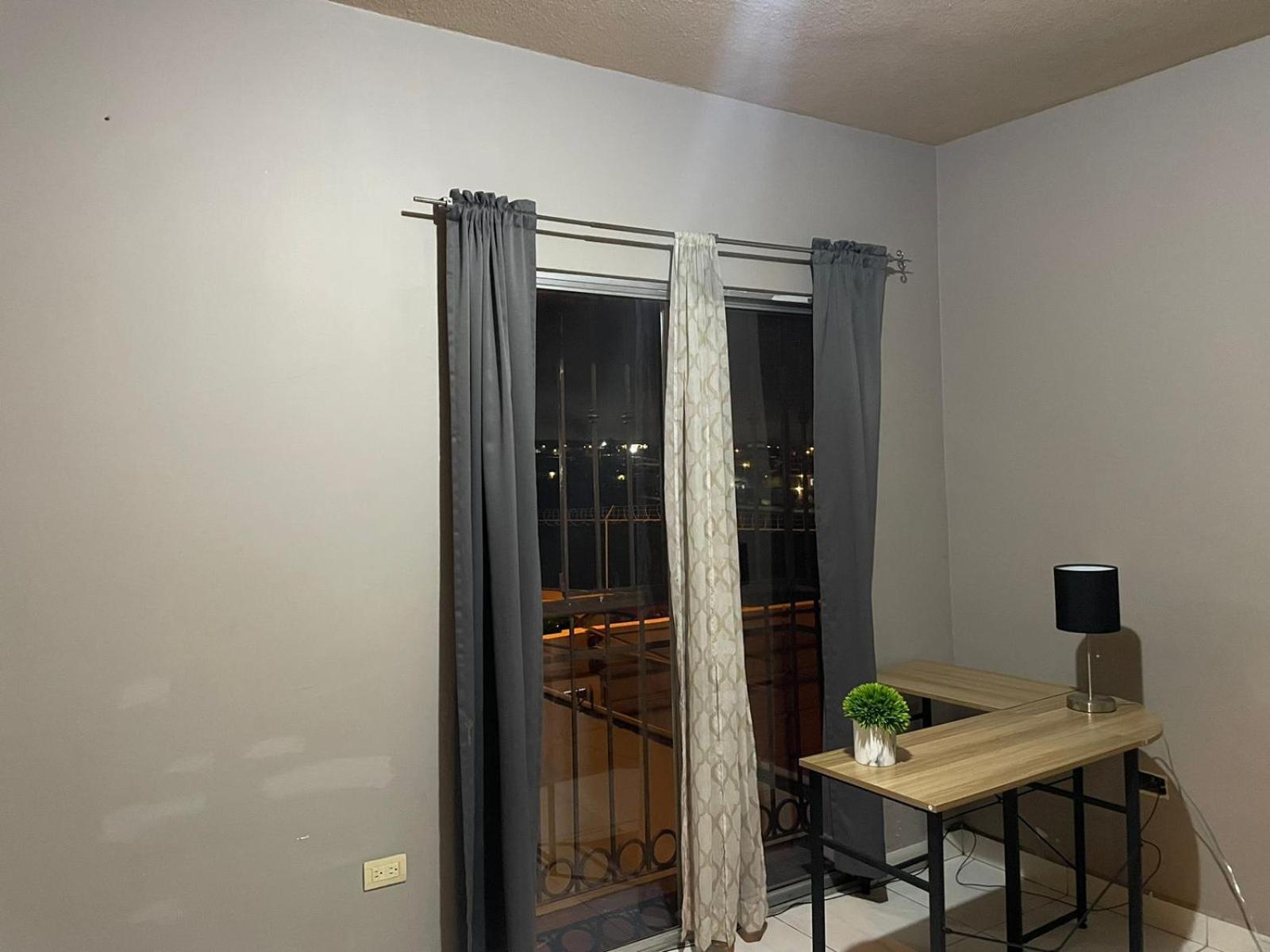 Spacious Rooftop House W/ King Bed Τιχουάνα Εξωτερικό φωτογραφία